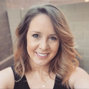 Meet your Posher, Laci